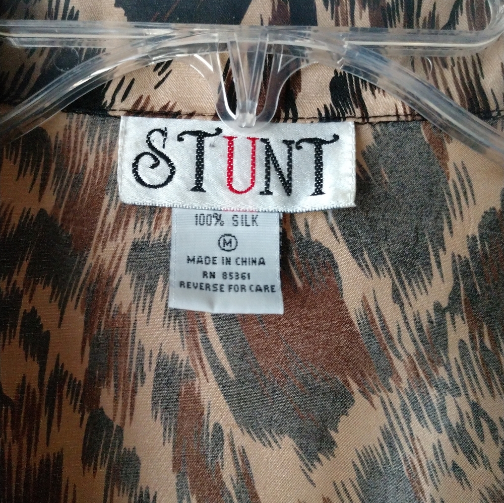 Vintage Stunt Silk Blouse Shirt Animal Print Brown Black Size Medium - Picture 2 of 3